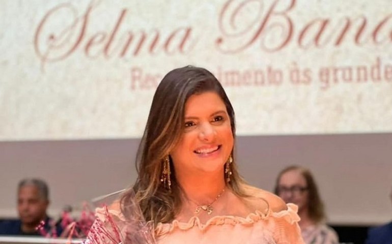 Por sua gestão em Novo Lino, prefeita Marcela Gomes recebe o Prêmio Selma Bandeira