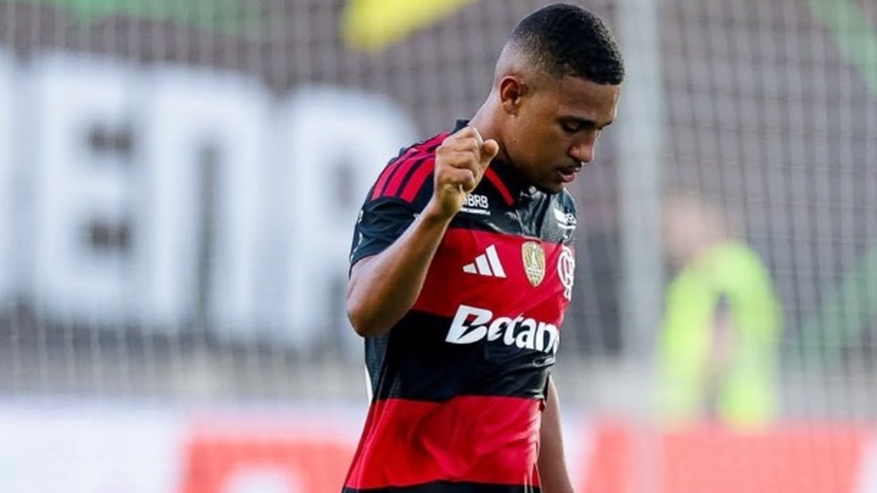 Samuel Lino brilha, Flamengo atropela o Botafogo e pressiona o Palmeiras