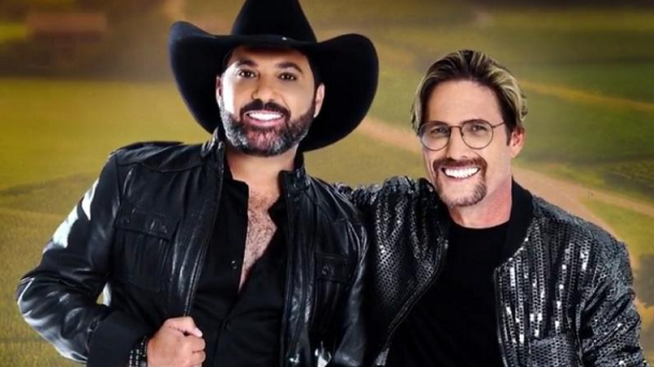 Roqueiro, Hudson canta “Bete Balanço” ao lado de Edson