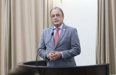 Deputado Galba Novaes tem indicações aprovadas e defende aprovação de piso salarial para profissionais da enfermagem 