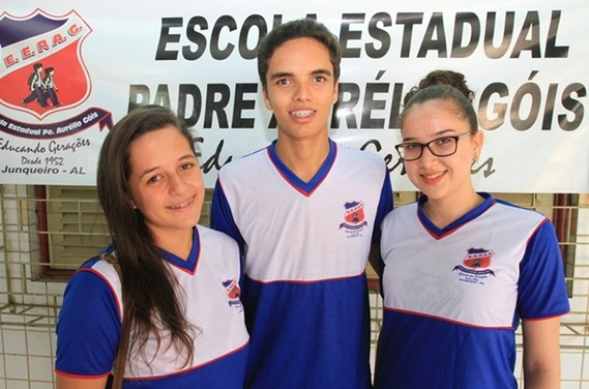 Estudantes da rede estadual comemoram bom desempenho na Redação