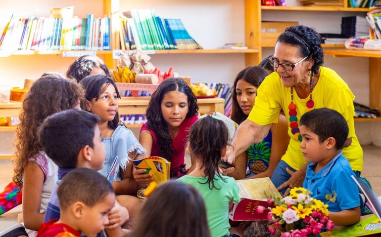 Arapiraca celebra o Dia do Circo e do Teatro com programação especial nas Arapiraquinhas