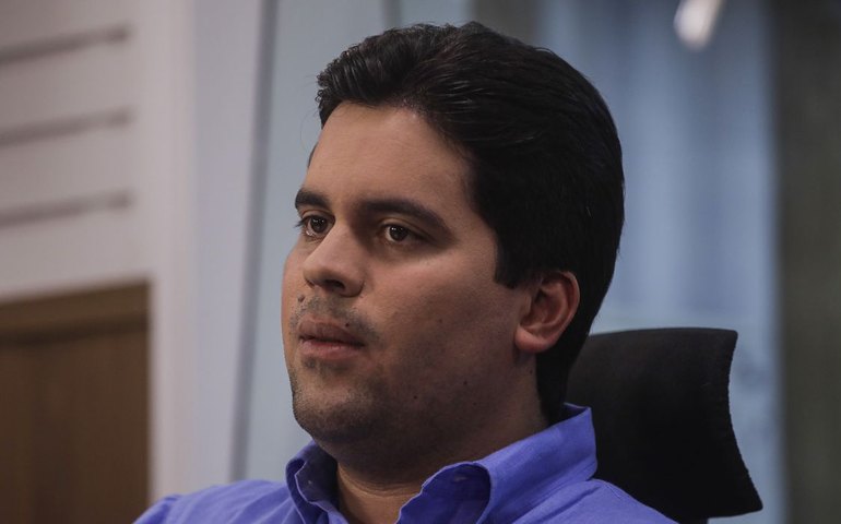 Bolsa atleta será reajustada em 12%, diz ministro