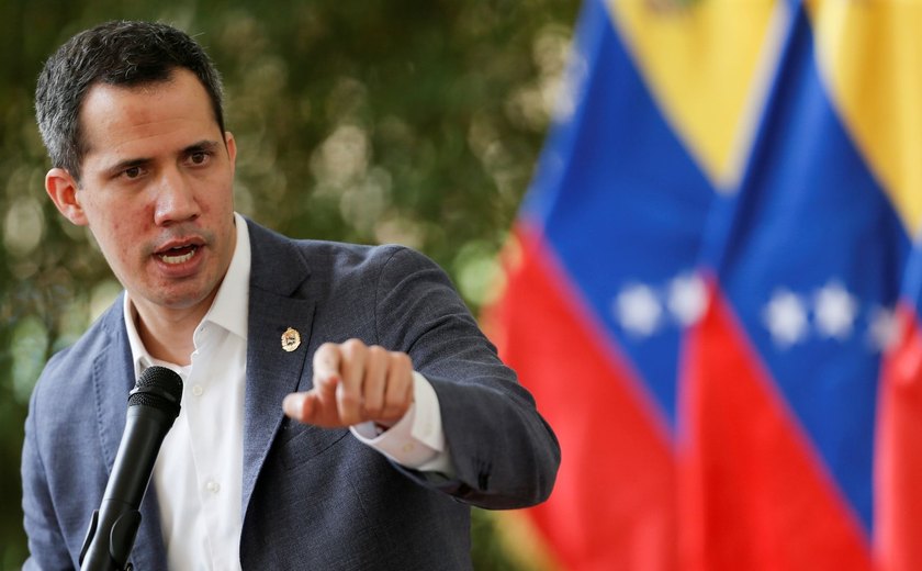 Guaidó é expulso da Colômbia e fala em 'perseguição' do governo da Venezuela