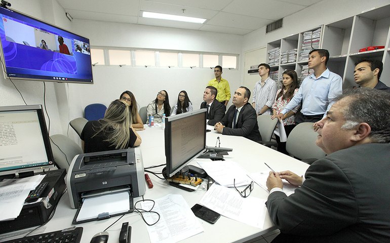 ﻿Judiciário de Alagoas já realizou 1.212 audiências por videoconferência