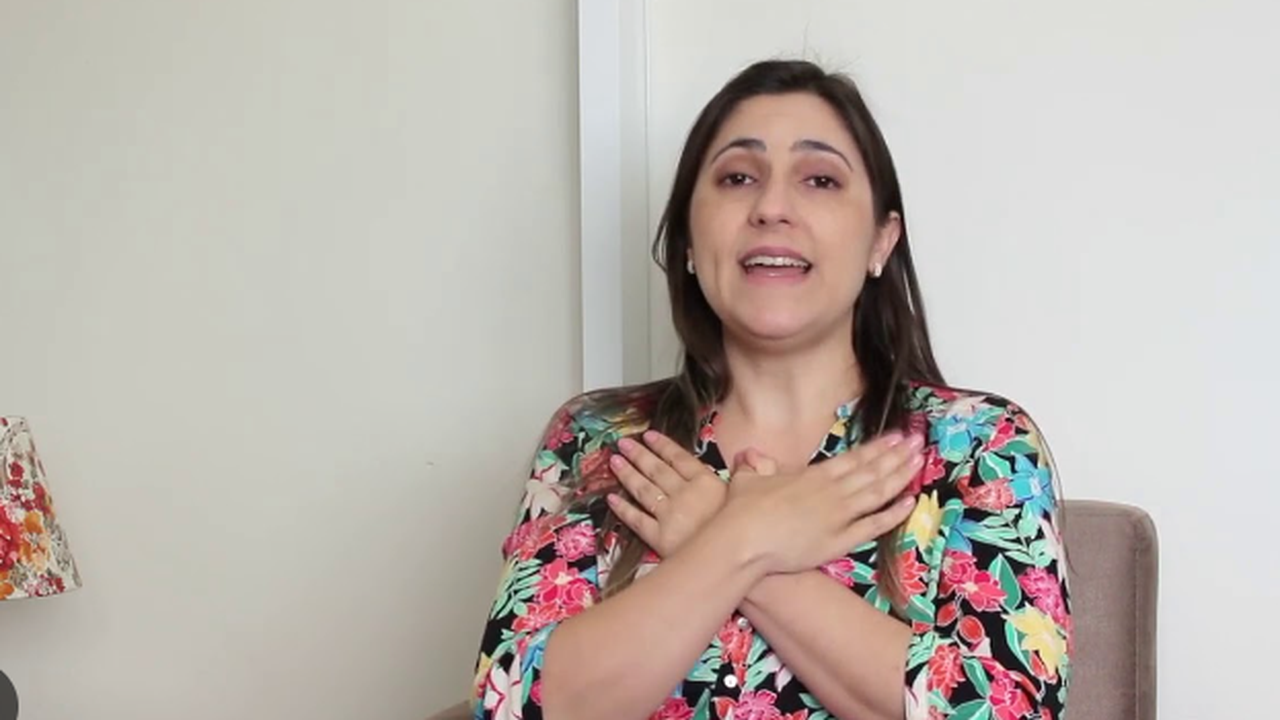 'Abraço da borboleta': conheça técnica que elimina ansiedade e estresse em cinco minutos, segundo a ciência