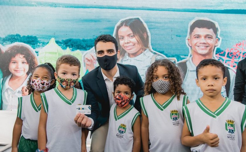 Bolsa Escola Municipal será paga em Maceió durante recesso estudantil