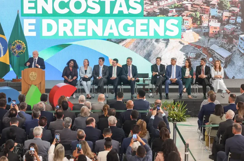 Governo anuncia R$ 11,7 bilhões do Novo PAC para drenagem e encostas