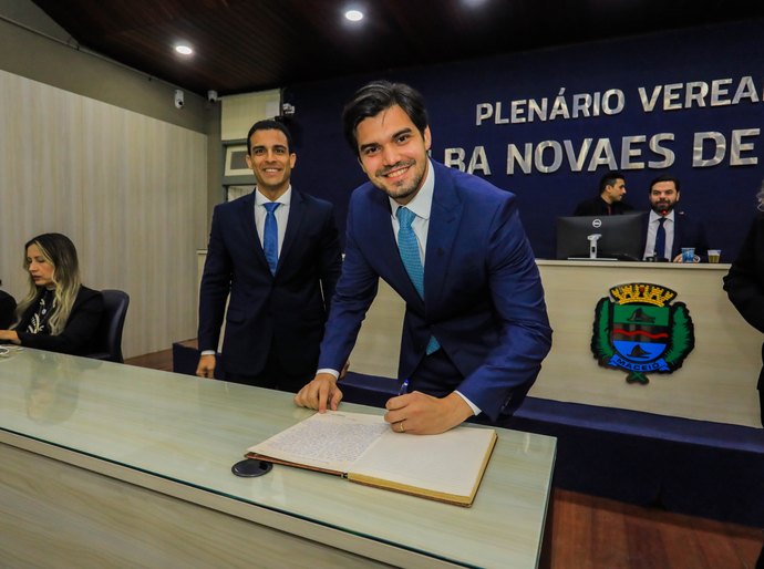 João Catunda assume mandato de vereador na Câmara de Maceió