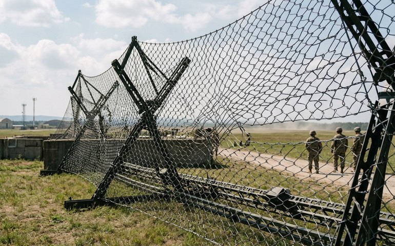 Rússia apresenta rede antidrone inovadora com estrutura em 'Z' que se autorrecompõe