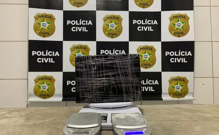 Homem é preso por tráfico de drogas na posse de mais de 1kg de cocaína, em Maceió