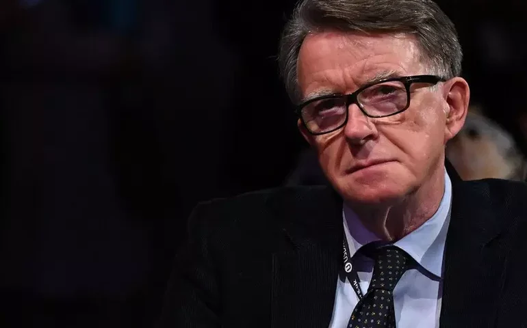 Ex-embaixador britânico é preso em investigação ligada a Jeffrey Epstein