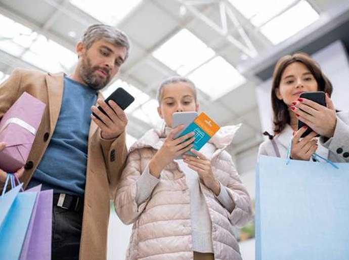 Além do cartão: como criatividade e IA transformam os gift gards em presentes personalizáveis