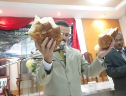 Culto em celebração a Deus pelos 100 anos da AD no Brasil
