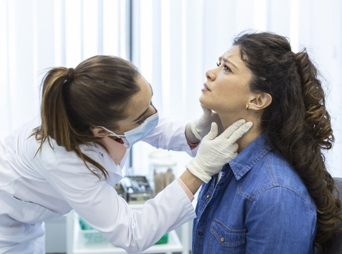 Câncer de tireoide é silencioso, mas tem cura: especialista alerta sobre sinais de atenção