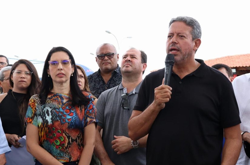 Arthur Lira amplia investimentos na economia popular de AL com construção de novo mercado público em Campo Alegre