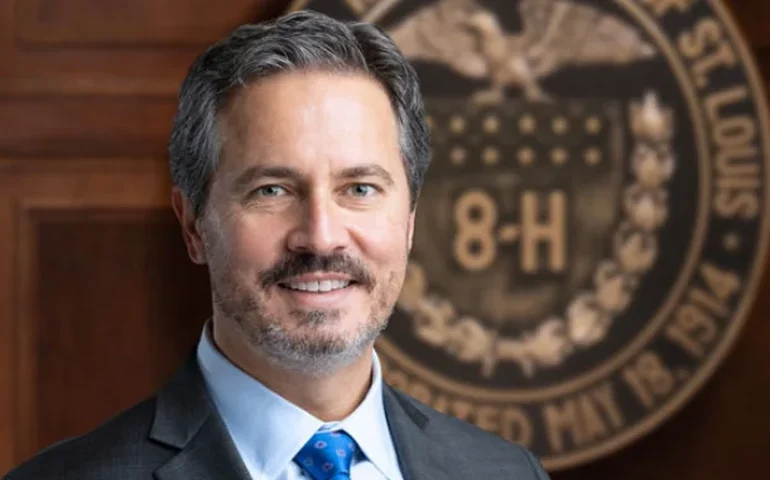 Presidente do Fed de St. Louis aponta inflação dos EUA quase 1 ponto acima da meta