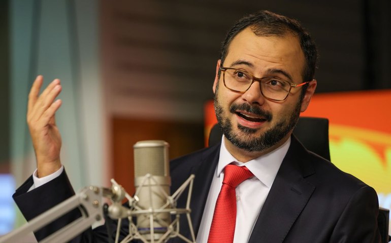 Redução da jornada vai favorecer o empreendodorismo, diz ministro