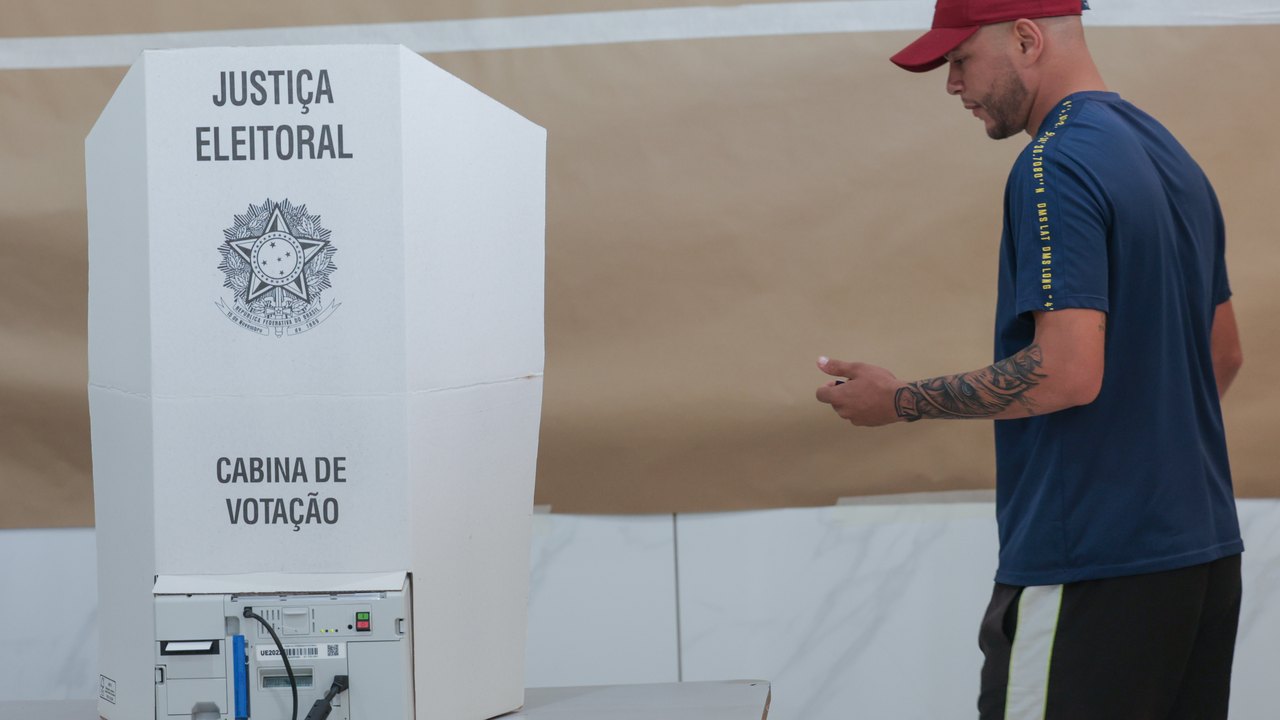 Antes da urna, papel e caneta: prepare sua colinha para votar