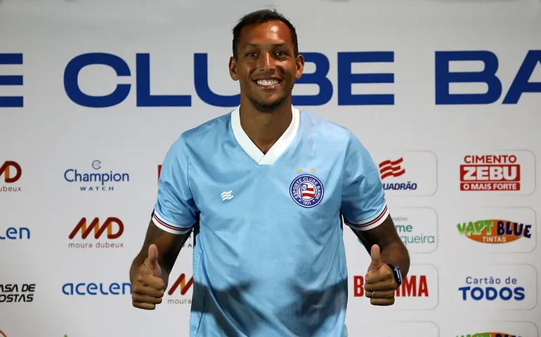 Zagueiro do Bahia critica arbitragem após derrota para o Palmeiras na Fonte Nova