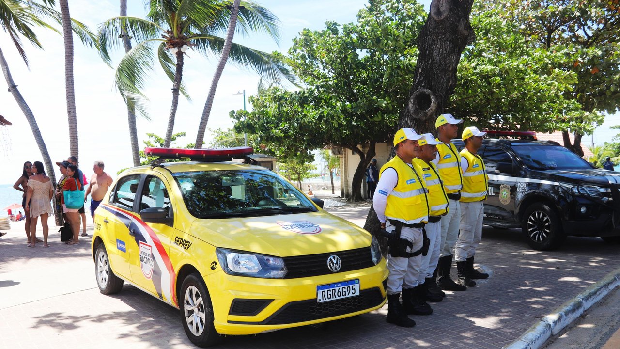 Ronda no Bairro detém jovem por desacato em abordagem na Ponta Verde