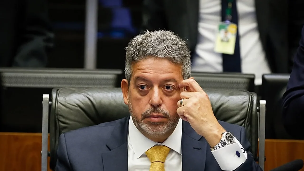 Deu no Metrópoles: Arthur Lira vai à Justiça contra campanha de mulheres sobre violência de gênero que não cita seu nome