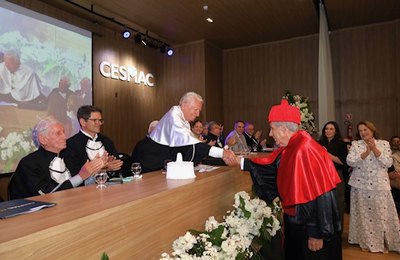 Cesmac entrega título Honoris Causa ao desembargador e conselheiro da Fejal, Orlando Rocha Filho