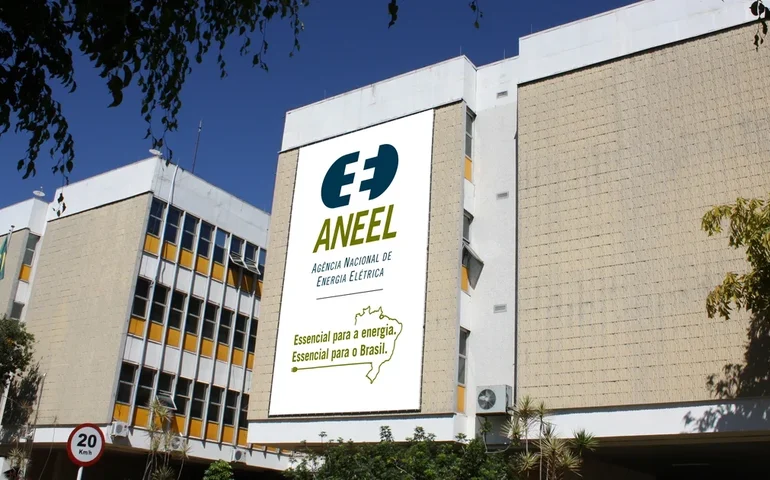 Aneel abre consulta sobre excedente de energia e foca em geração distribuída