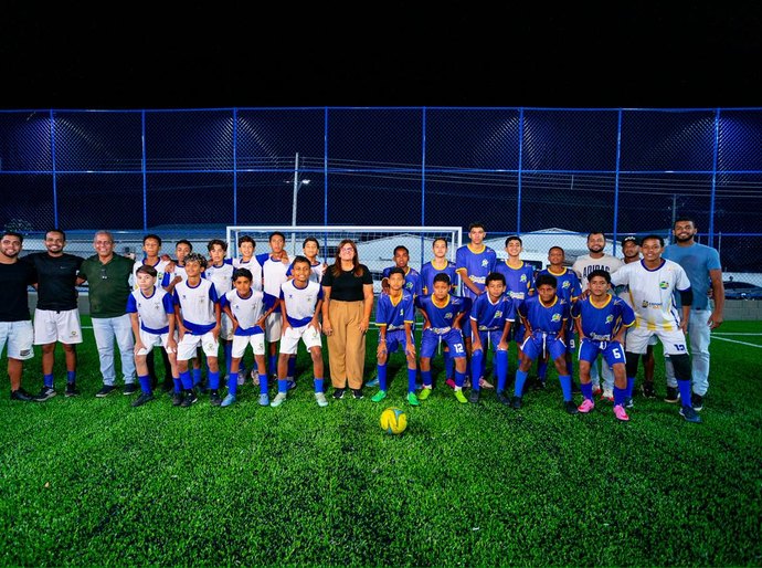 Prefeita Ziane Costa entrega o primeiro Centro Esportivo Comunitário de Delmiro Gouveia