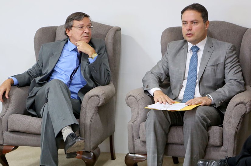 Presidente João Luiz discute orçamento do TJ com governador Renan Filho