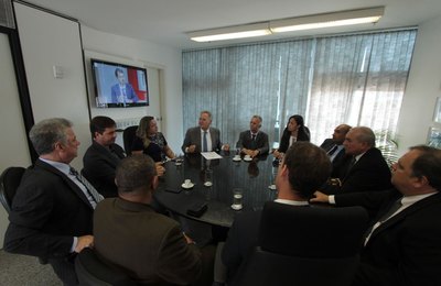 Prefeitos destacam importância da pauta em novo encontro com senador Renan