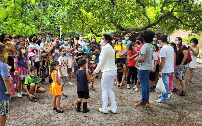 Mais de 250 pessoas participam de programação especial no Parque do Horto