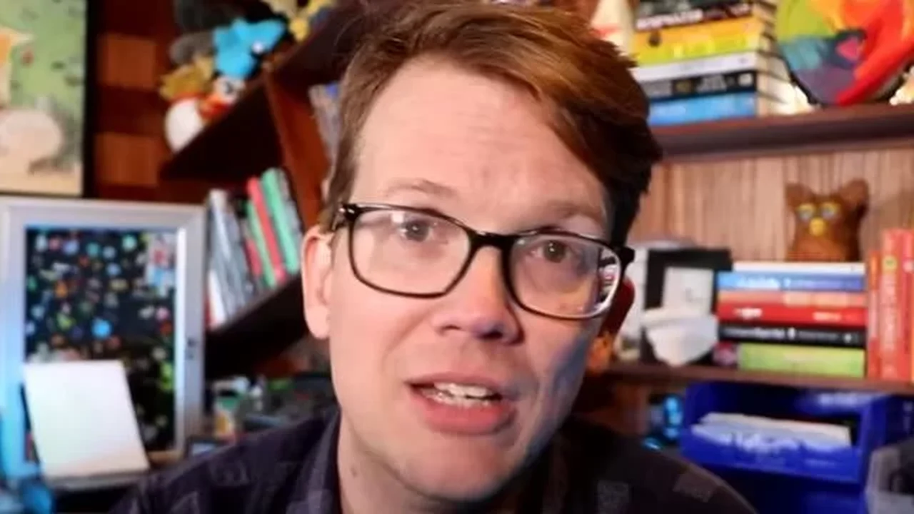 Hank Green, irmão do autor de 'A Culpa é das Estrelas', é diagnosticado com linfoma de Hodgkin
