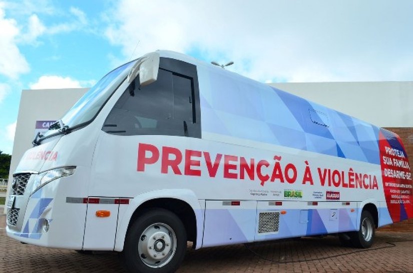 Campanha para entrega voluntária de armas recebe quase 500 itens