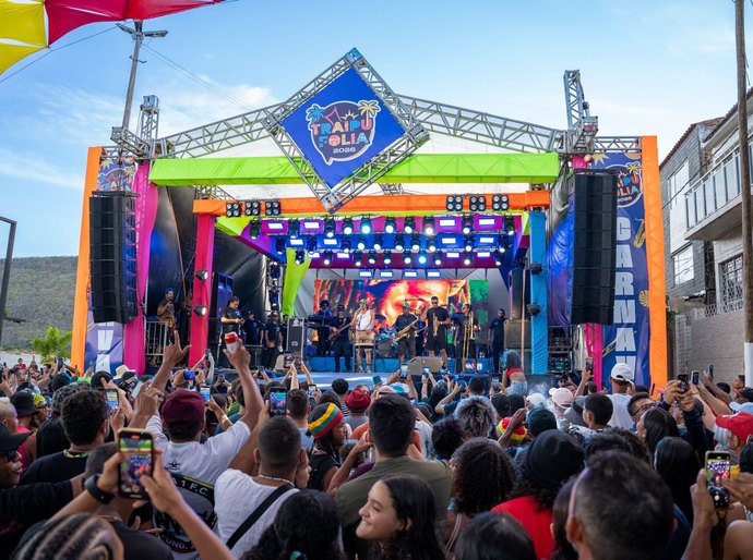 Traipu Folia 2026 consolida tradição e reúne multidão no maior Carnaval do Baixo São Francisco