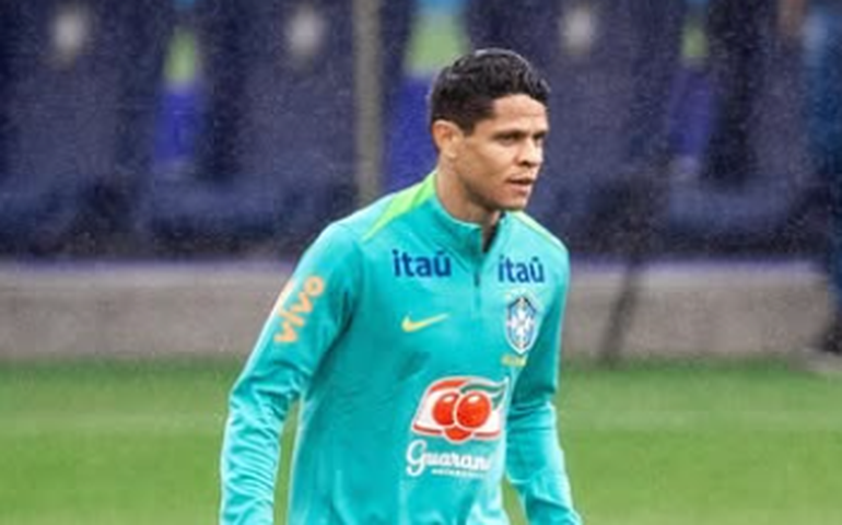 Douglas Santos exalta origem nordestina ao voltar a ser lembrado para seleção brasileira