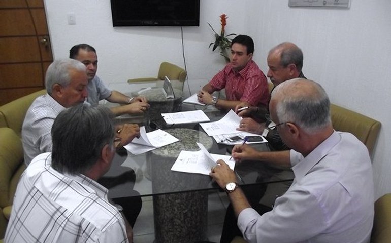 Prefeitura de Batalha regulariza prestação de serviços junto à Casal