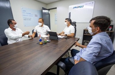 Prefeito Celino Rocha se reúne com Secretário de Estado da Educação para alinhar novos investimentos para Anadia