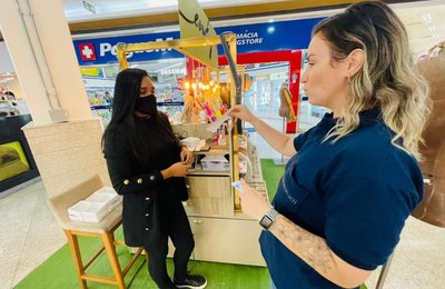 Prefeitura orienta trabalhadores de shopping center sobre interdição total da Avenida Gustavo Paiva