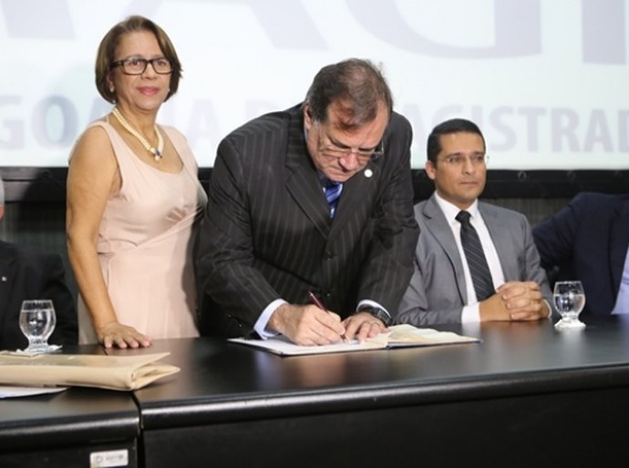 Secretário do Planejamento prestigia solenidade de posse da nova diretoria
