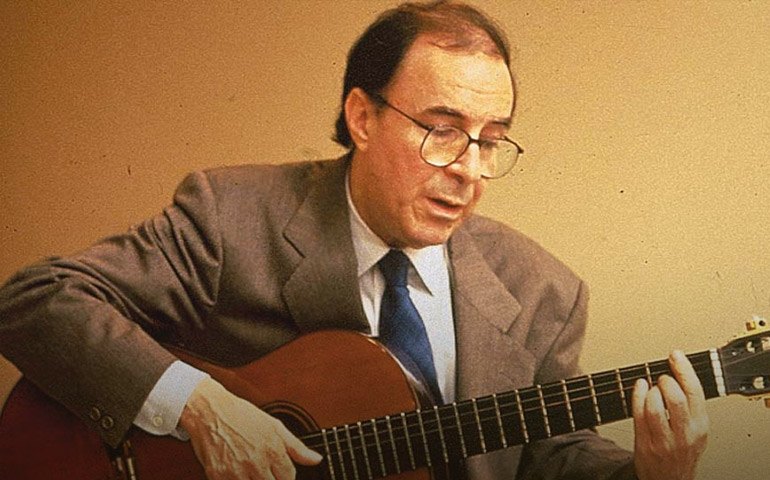 Por dentro do violão de João Gilberto