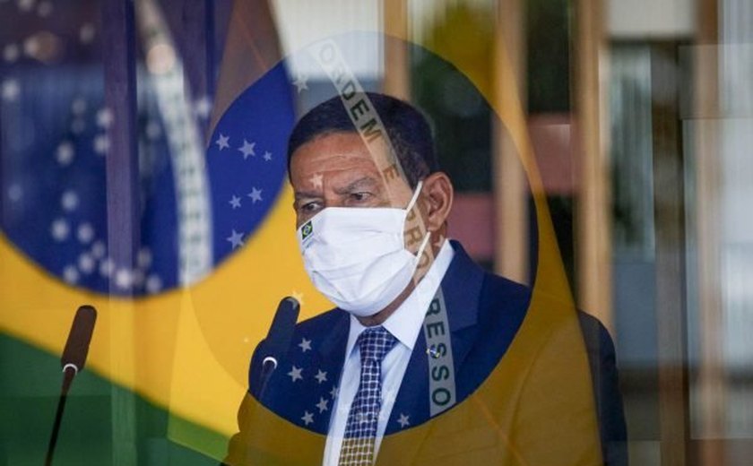 Mourão diz que PT terá “zero compromisso com o equilíbrio fiscal”