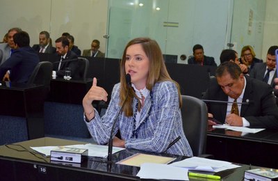 Deputada Cibele Moura é coautora de PL que libera transporte por aplicativo: “Mudança facilitará a vida do cidadão”