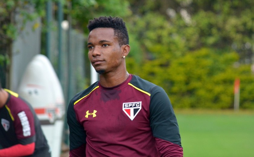 Venda de Thiago Mendes faz torcida do São Paulo pedir compra definitiva de Jucilei