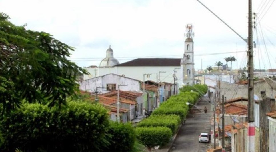 Jovem sofre tentativa de estupro coletiva após sair de festa e pegar carona a cavalo em Sergipe