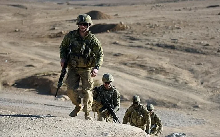 Operação no Iraque mata comandante do Estado Islâmico e outros oito oficiais do grupo