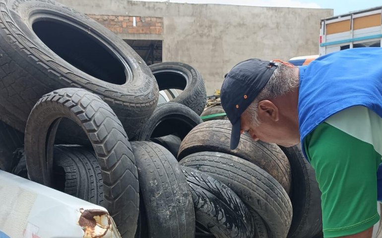Saúde realiza coleta de pneus em borracharias de Maceió