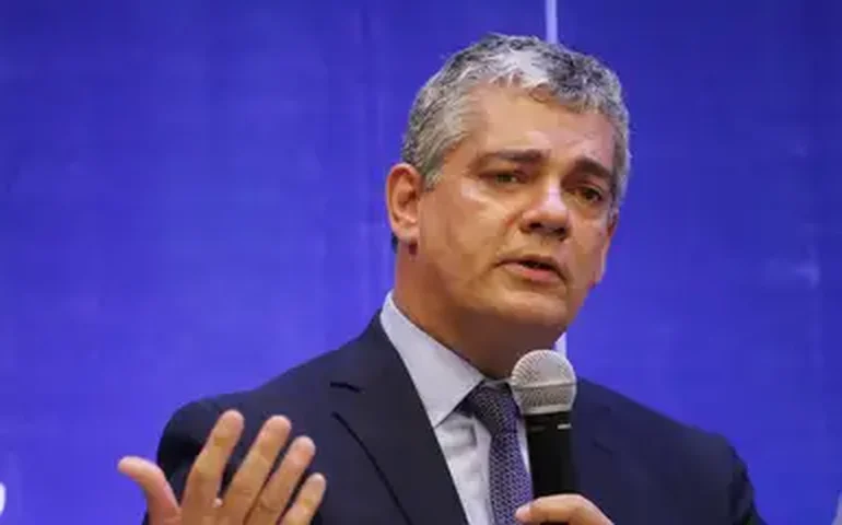 Marcos Troyjo vê engajamento para aproximar tarifas dos EUA ao Brasil a nível de 30%