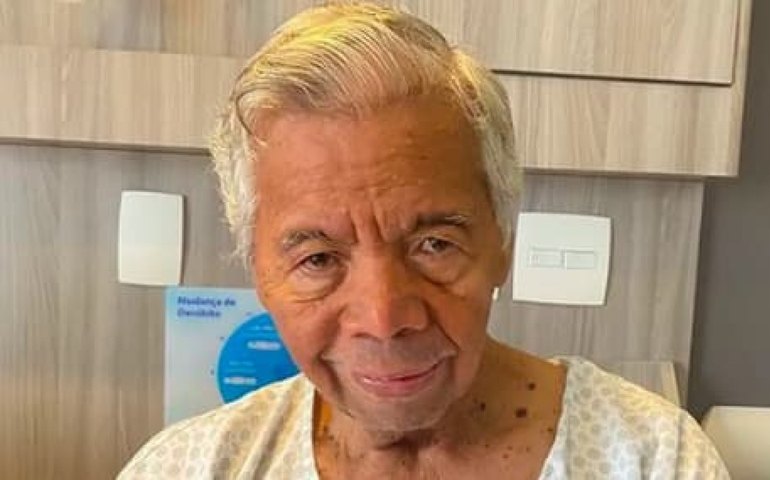 Assistente Silvio Santos, Roque recebe alta da UTI, mas segue em hospital por complicações da Covid
