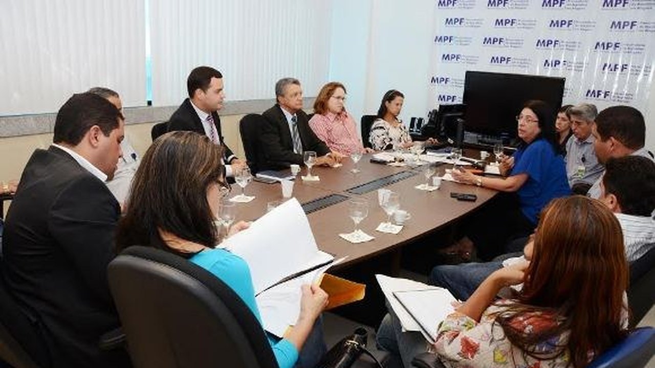 Secretária apresenta novo cronograma de reforma da Santa Mônica ao MPF e MP/AL